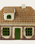Cabaña con Techo Marrón