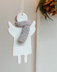 Winter friends angel