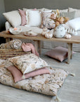 Quilt w. flower pattern