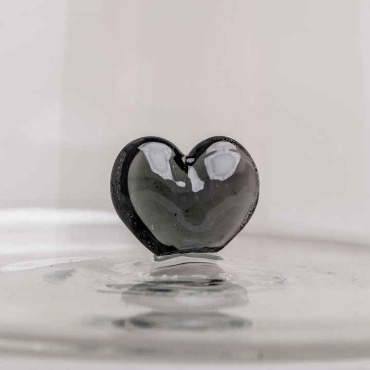 Carafe heart shape black