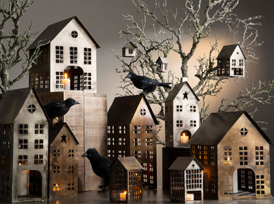 Small Heart House Metal Old Grey