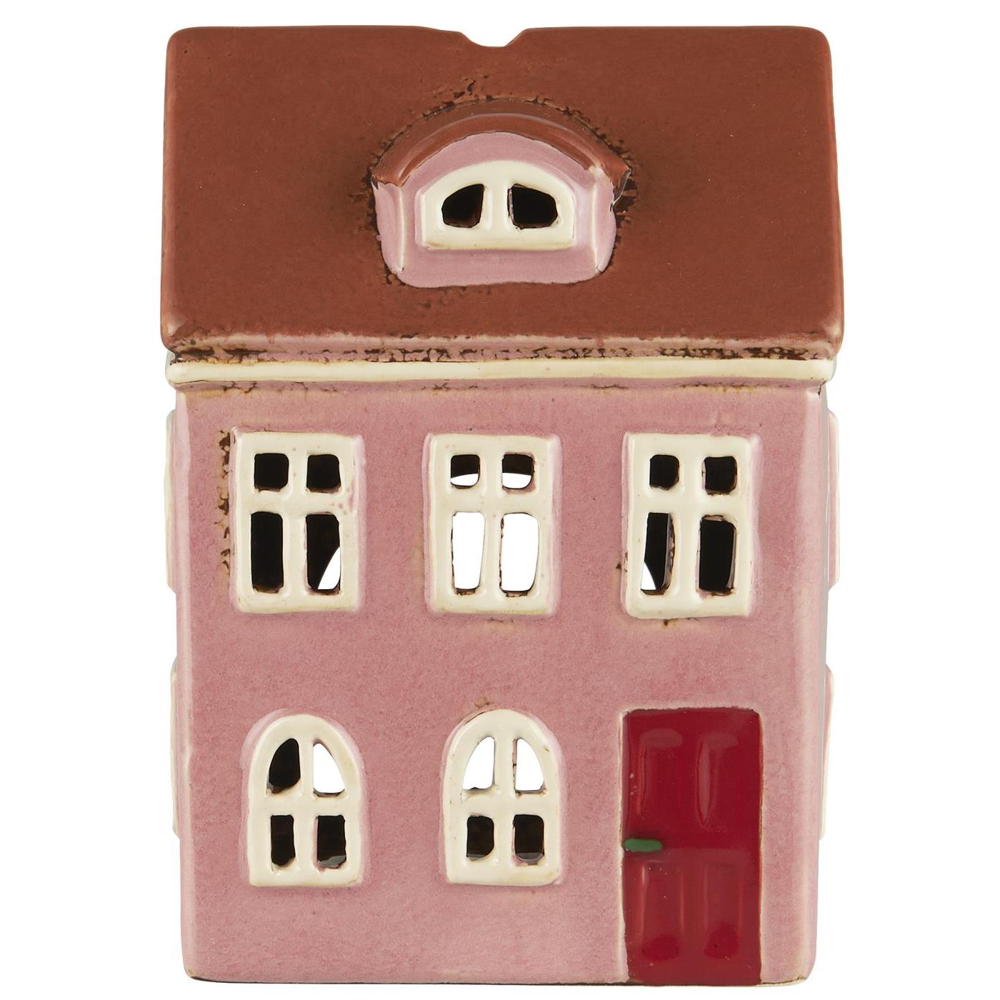 Casa rosada con puerta roja