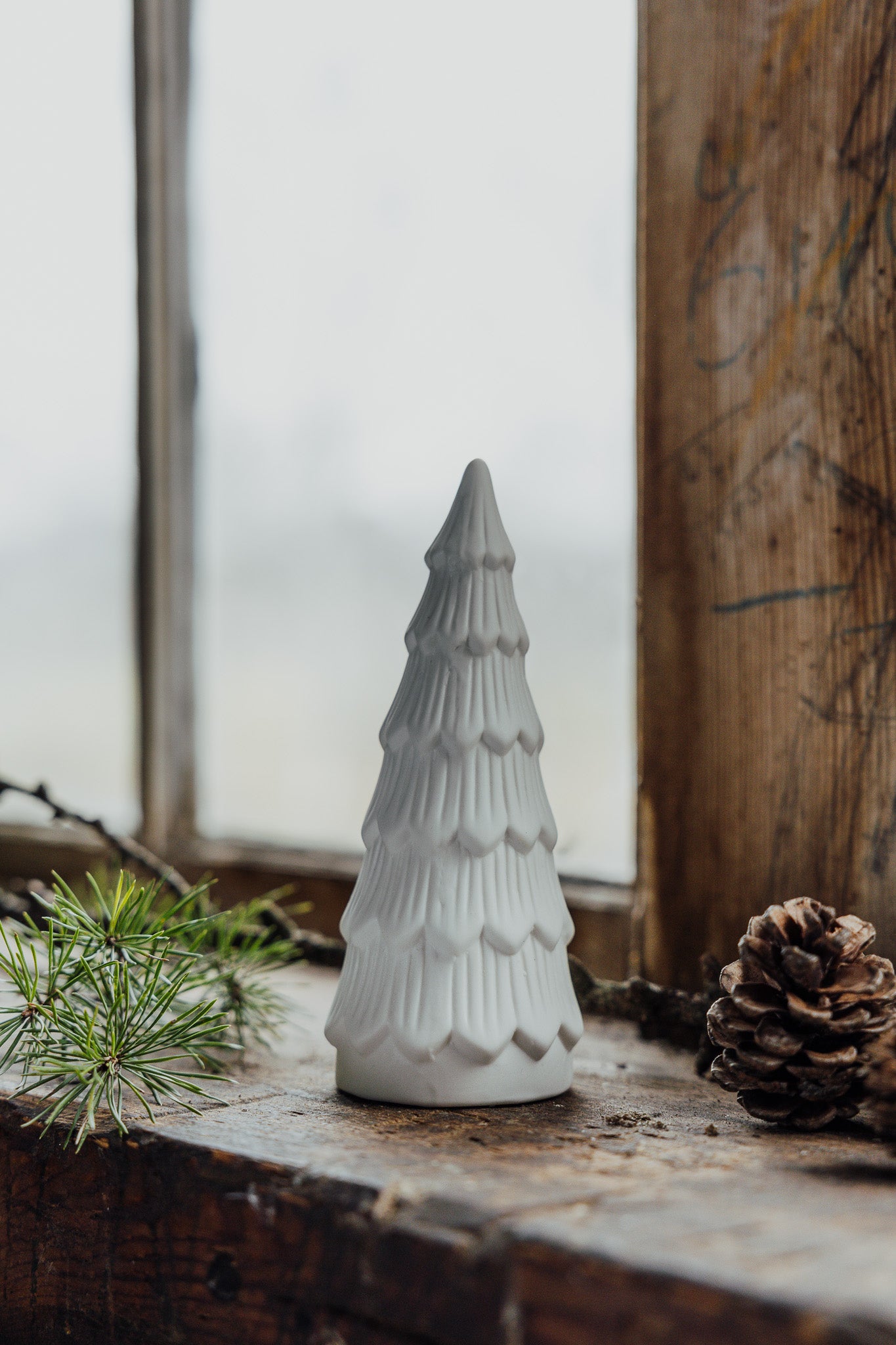 Ceramic tree decoration