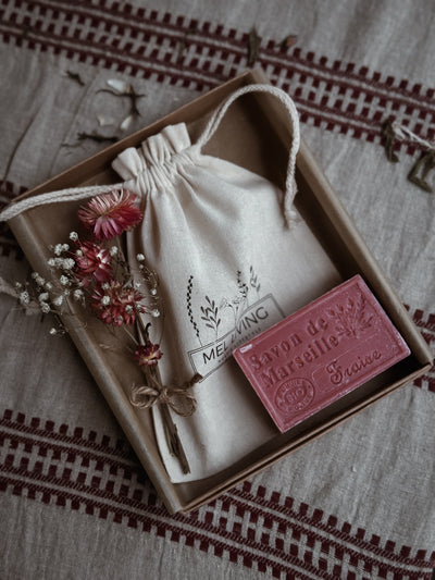 Gift Box -Strawberry Blossom