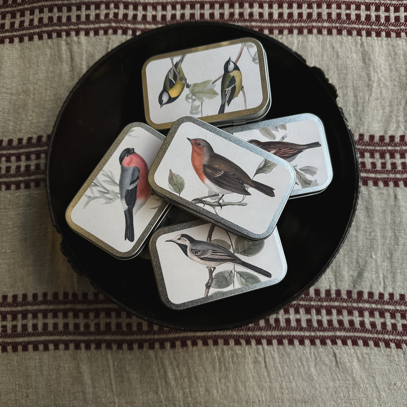 Lata Pastilha - Arte Maçã/Pássaros Nórdicos