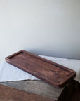 Tabuleiro retangular de madeira castanha
