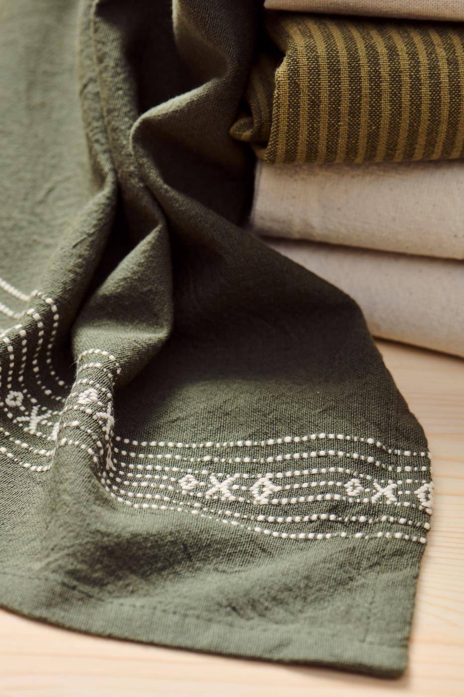Tea towel moss green