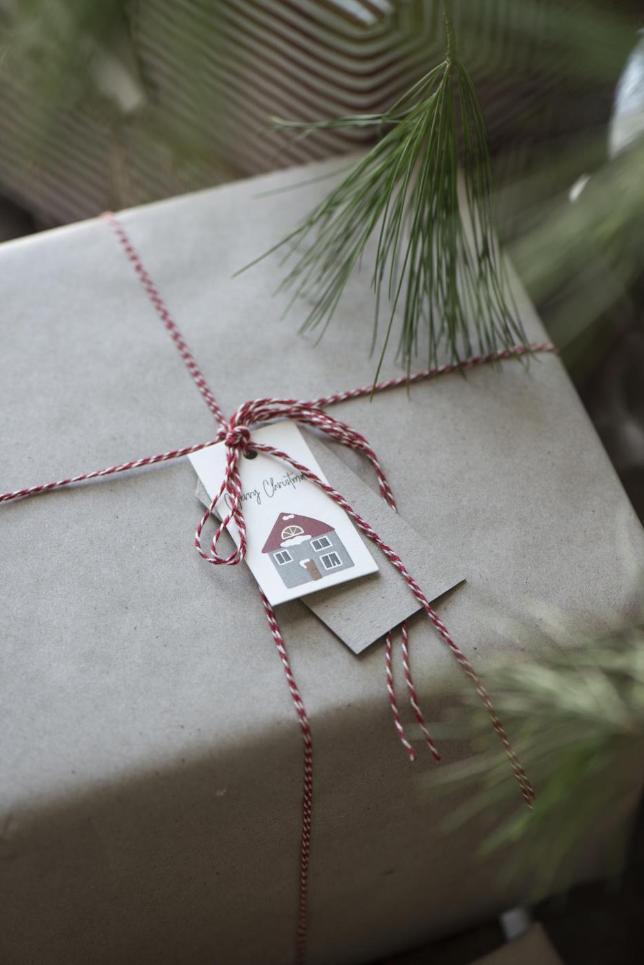Gift Wrapping