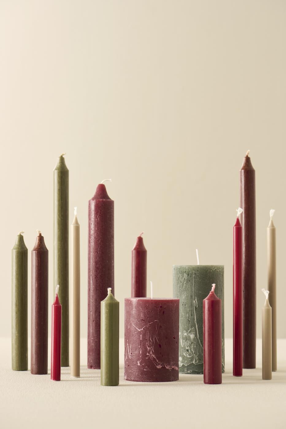Box with 12 Christmas Candles - Red