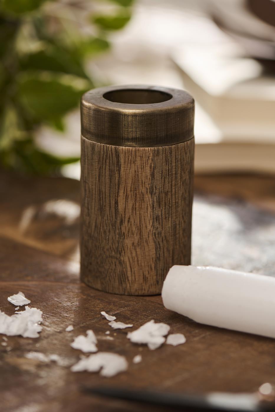 Candle sharpener
