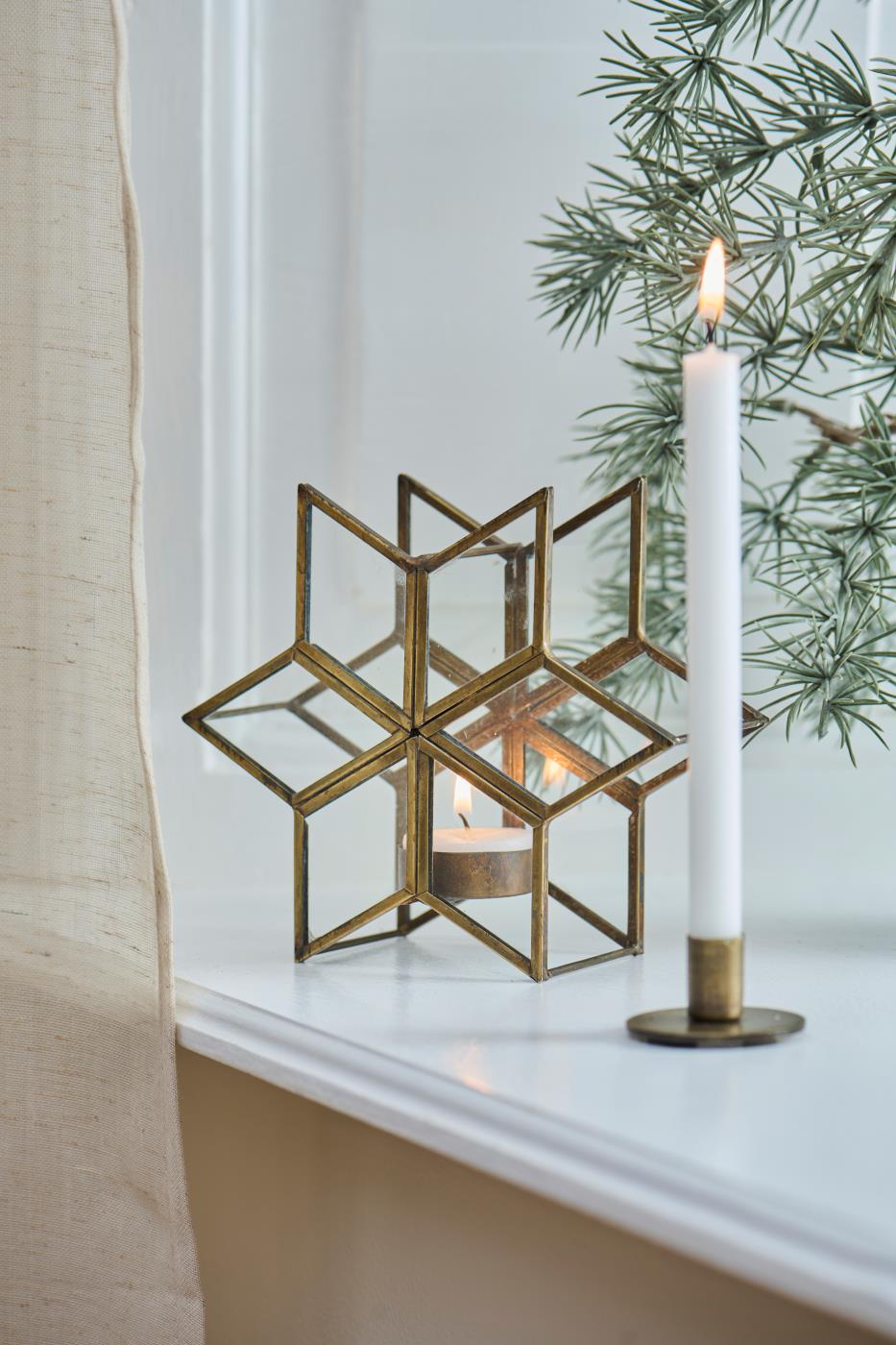 Candle holder - Brass flat base for 1.3 cm candle
