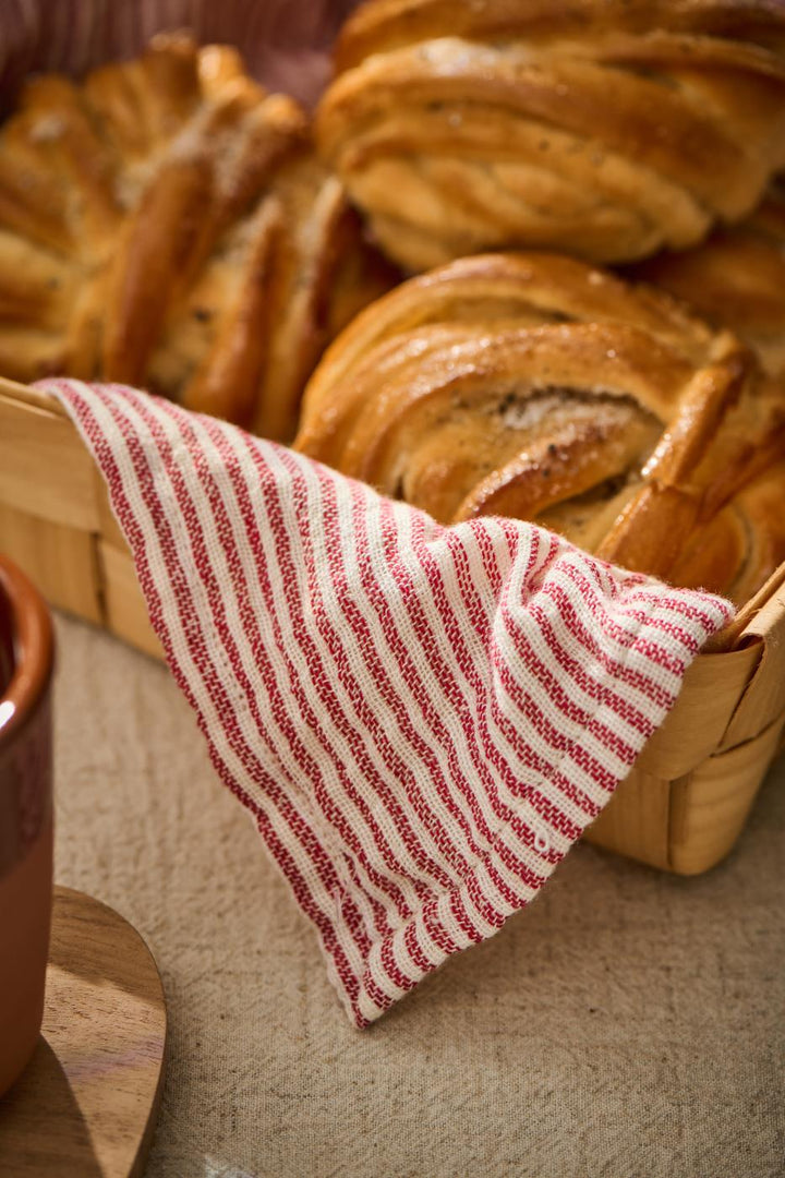 Tea towel Bea with stripes