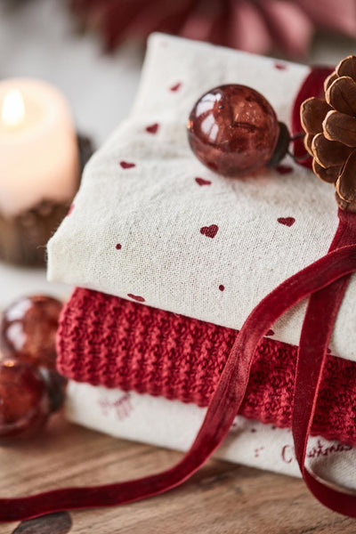 Tea towel Emily Natural - small red hearts