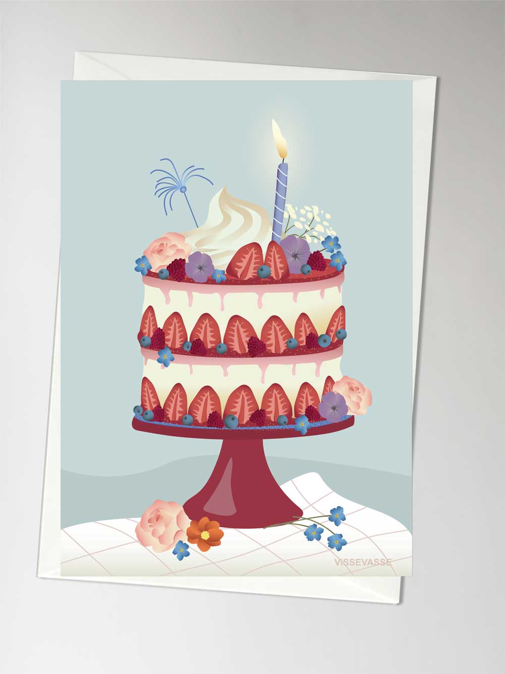 CAKE WITH STRAWBERRY
