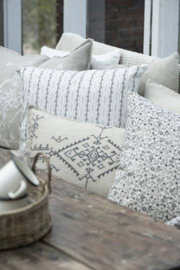 Cushion Cover Flowers 50x50