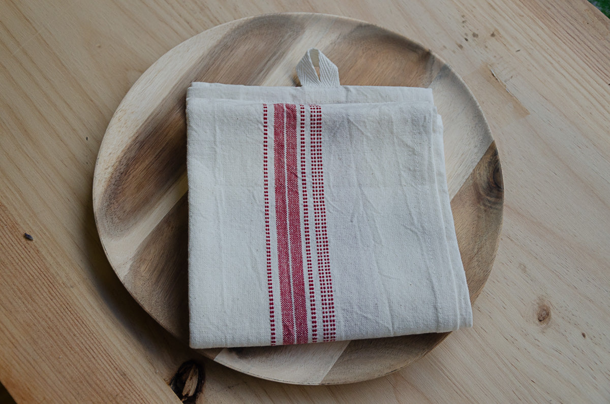 Tea towel white and red
