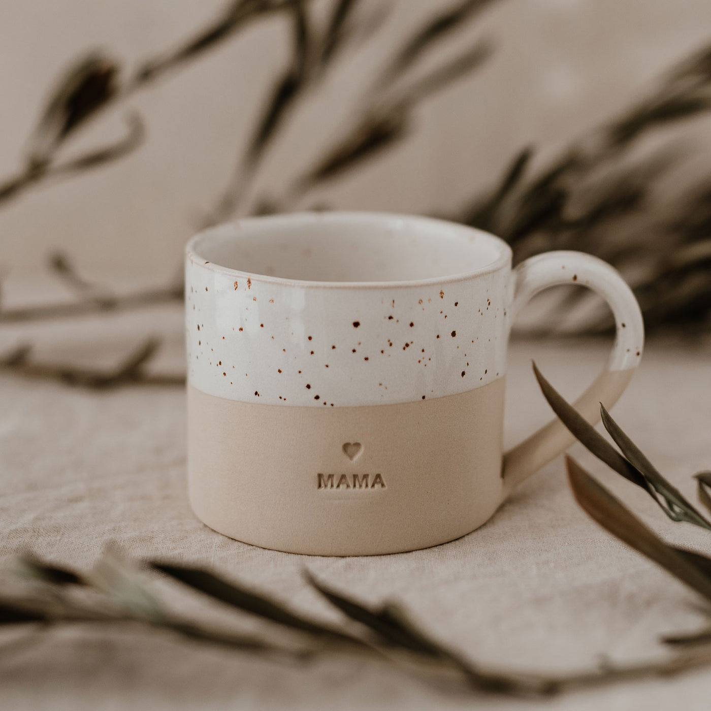 Caneca Mama, Cerâmica